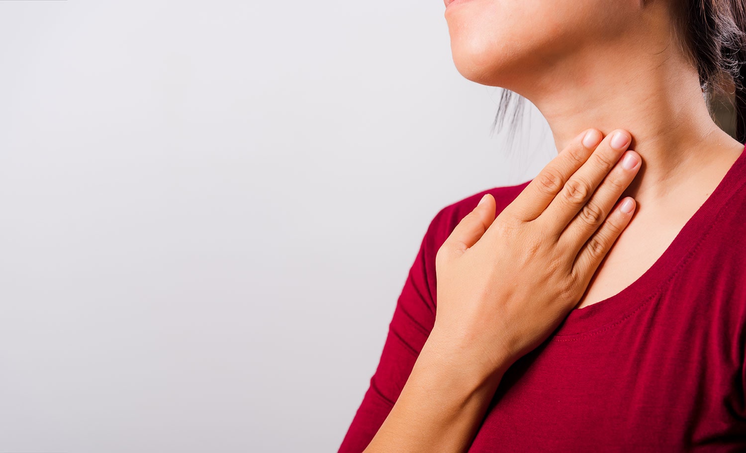How to soothe a sore throat How to soothe a sore throat article image